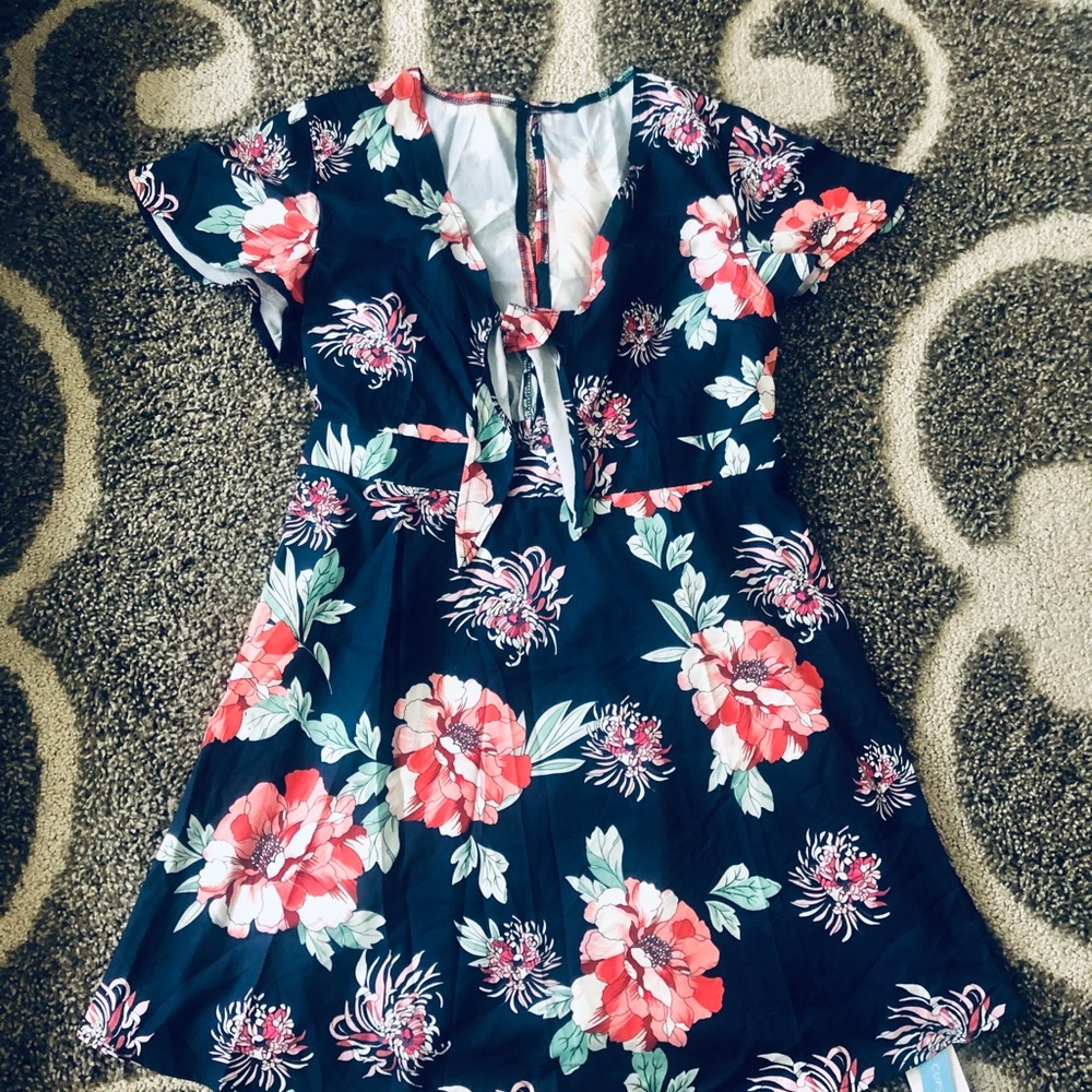 Cupshe floral dress.